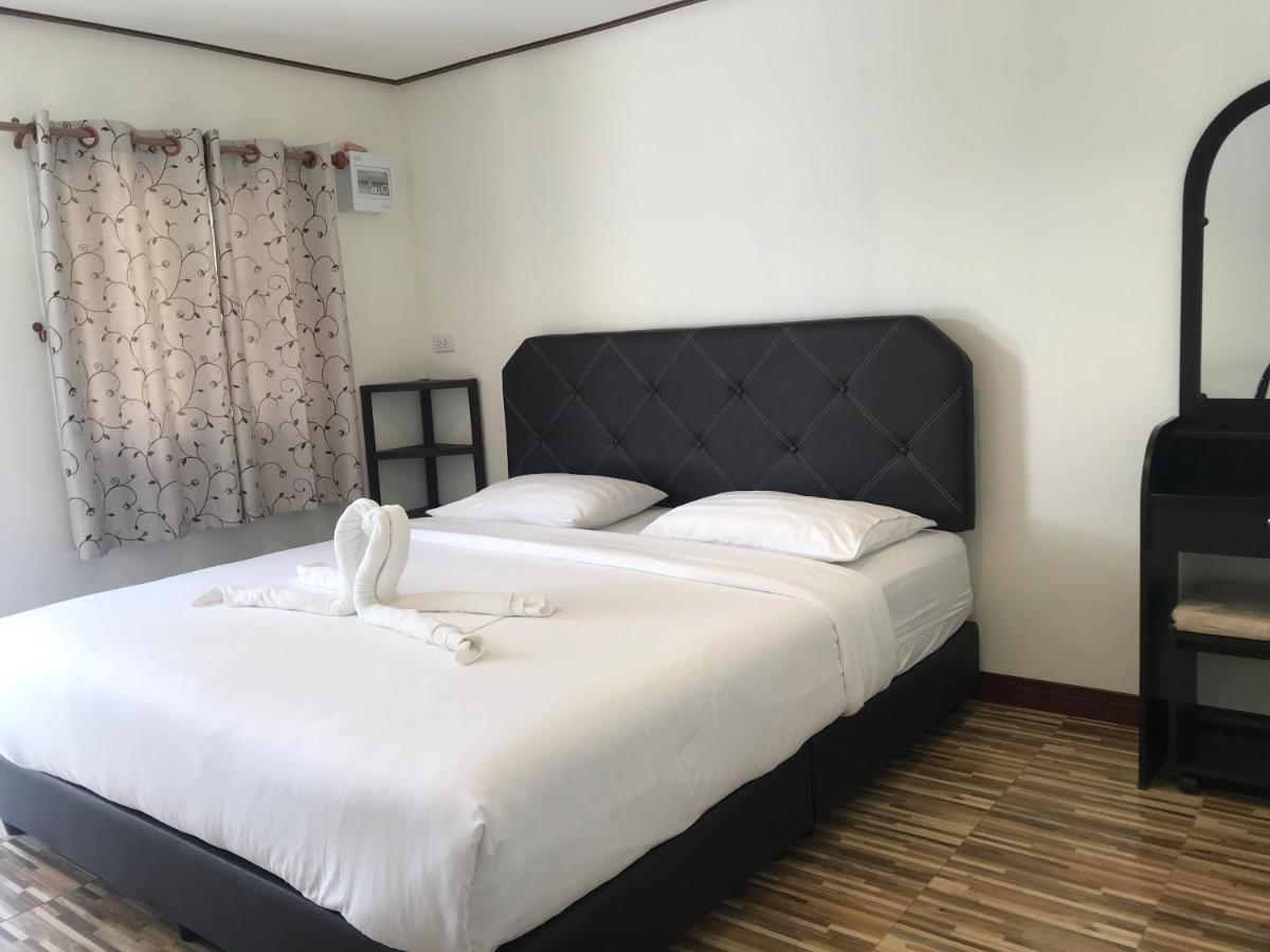 บ้านวิรา ห้องพัก Baan Wira Khon Kaen Buitenkant foto
